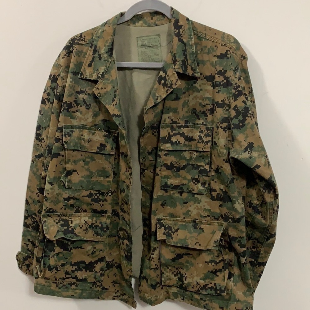 Men’s Field Jacket Camo by Lakeview Sportswear